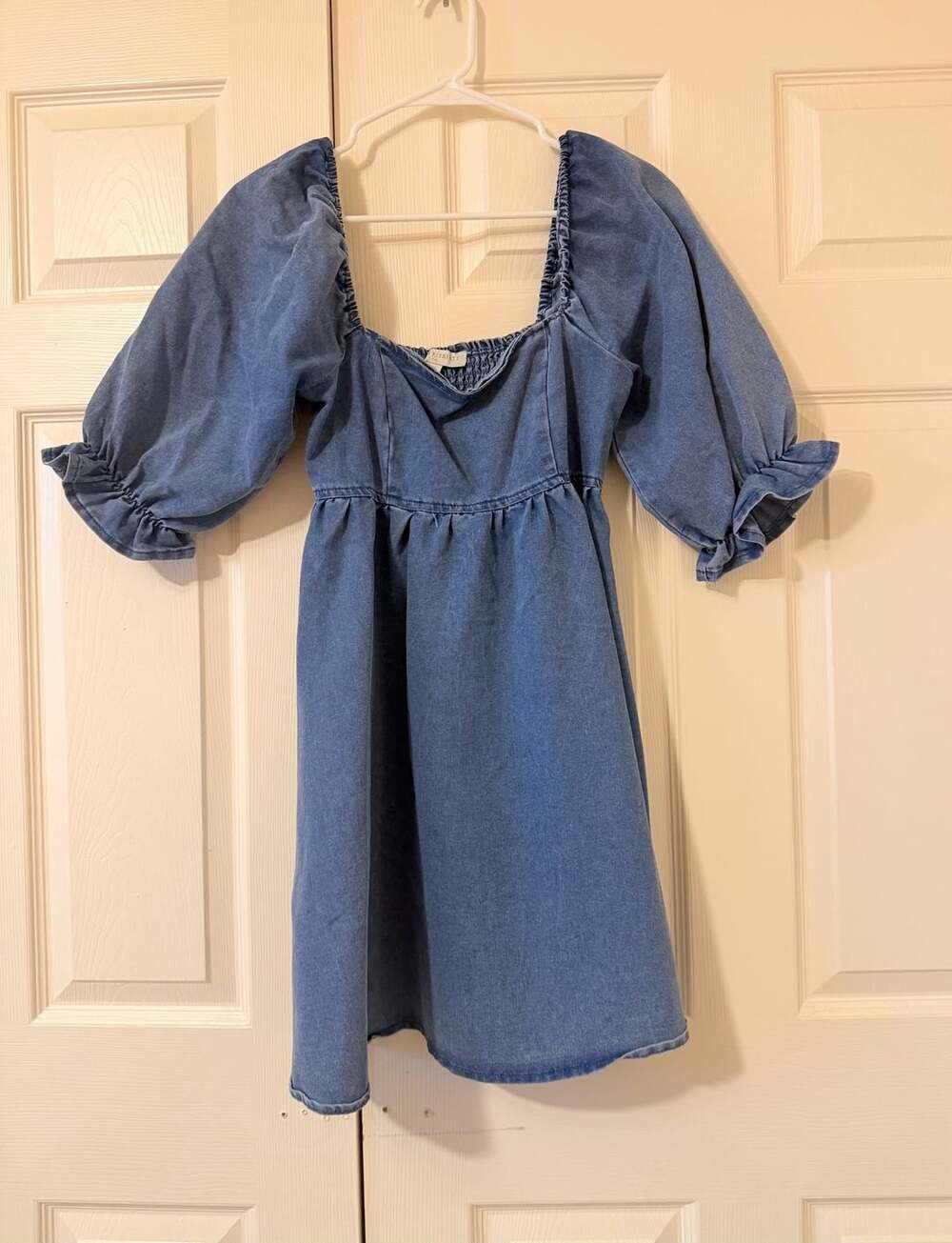 Thirty Thirty Denim Dress Size M Puff Sleeve Smocked Mini
